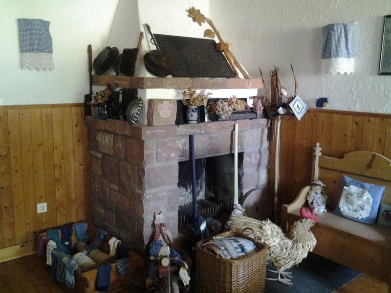 Gastehaus Zum Alten Schulhaus Hotel Miltenberg Kamer foto